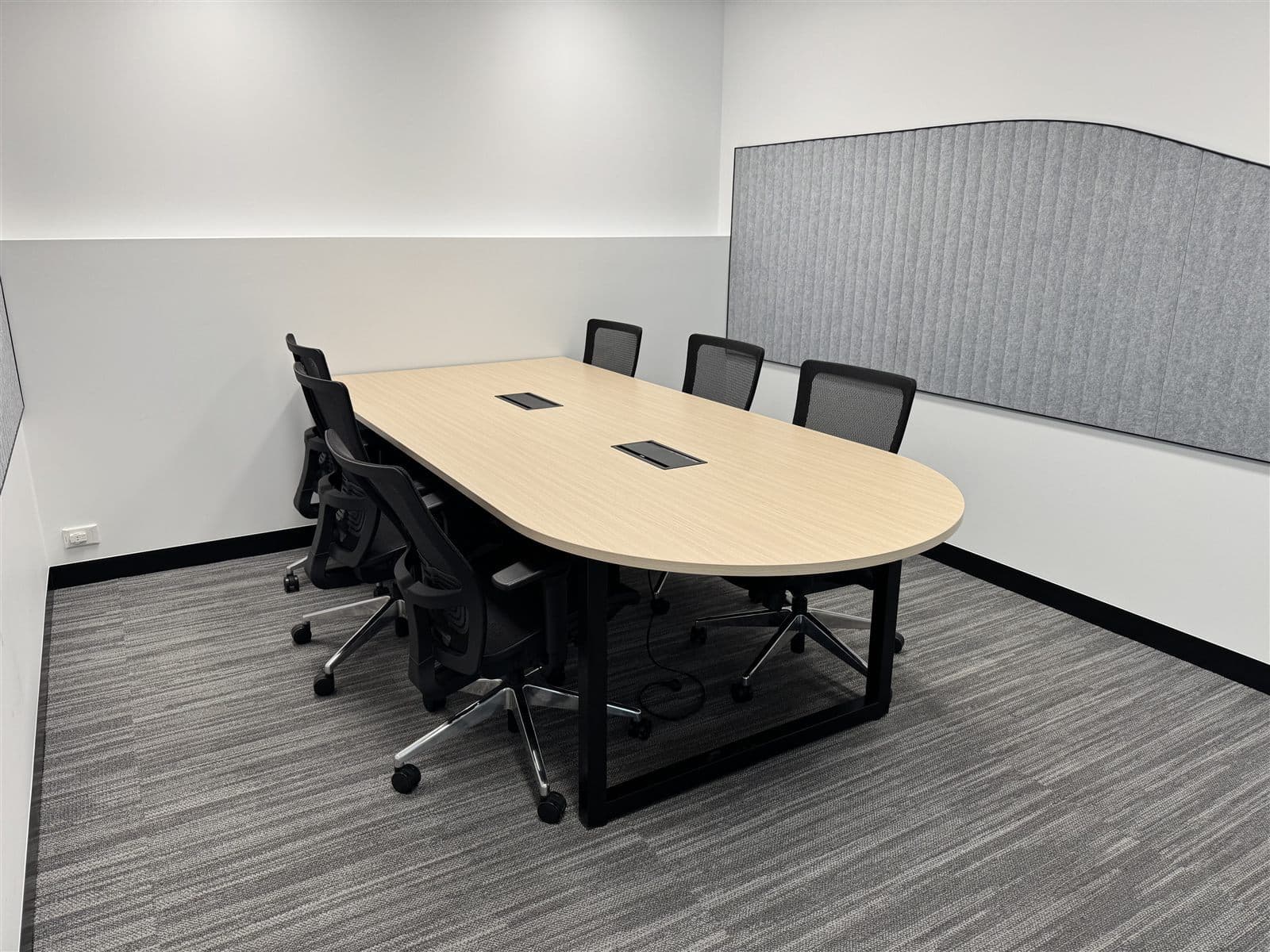 Moon · Team Room